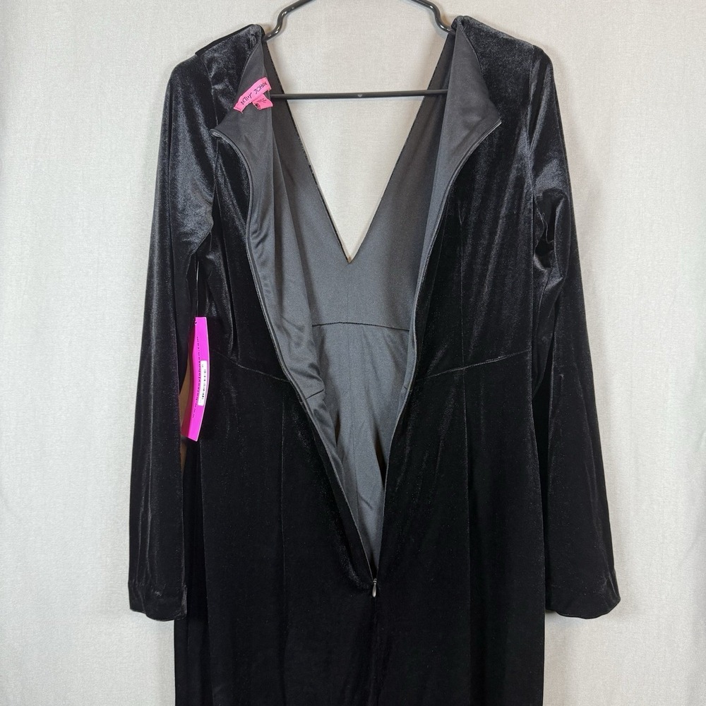 Betsey Johnson Black Velvet V-Neck Long Sleeve Midi Dress Goth Vampire 12 - Picture 6 of 10